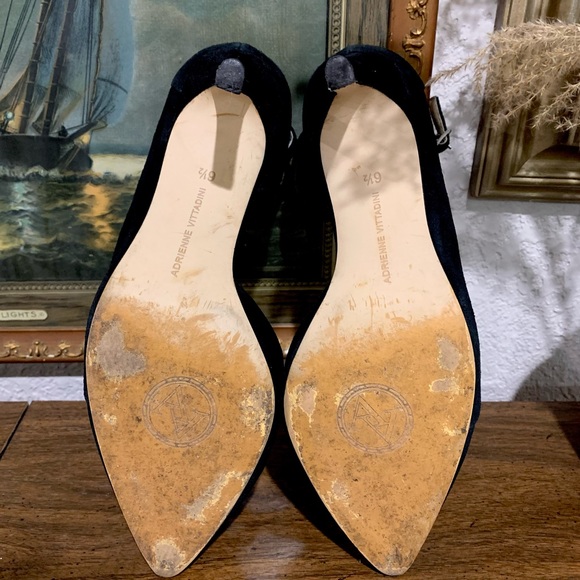 Classy Black Heel Pointed Toe with Ankle Strap - Picture 3 of 6